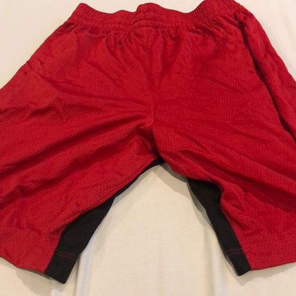 Shorts NIKE - Picture 2 of 2